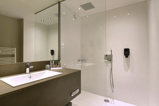 Chambre supérieure - douche