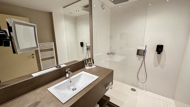 Chambre double douche evier